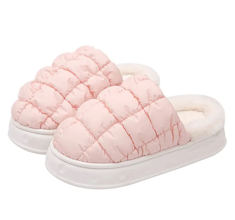 Quilted comfy women slippers