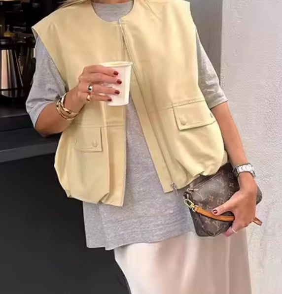 Sleeveless Pocket Beige Gilet