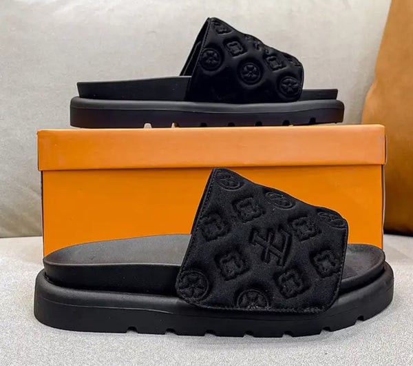 Black Design Sliders Padded sandals with black strap
