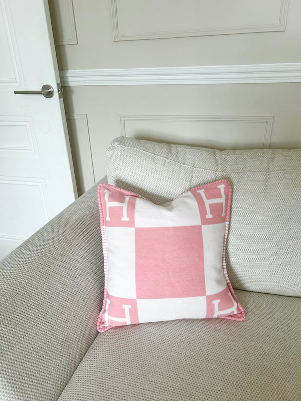 H Cushion cover 45x45cm