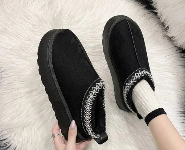 Black Slipper Shoes