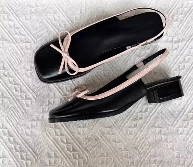 Heeled Ballet Pumps with Bow