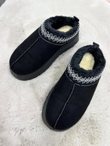 Black Slipper Shoes: Stay cozy and fashionable with these women's winter shoes, ideal for chilly days