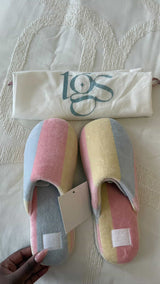 Pastel striped soft slippers
