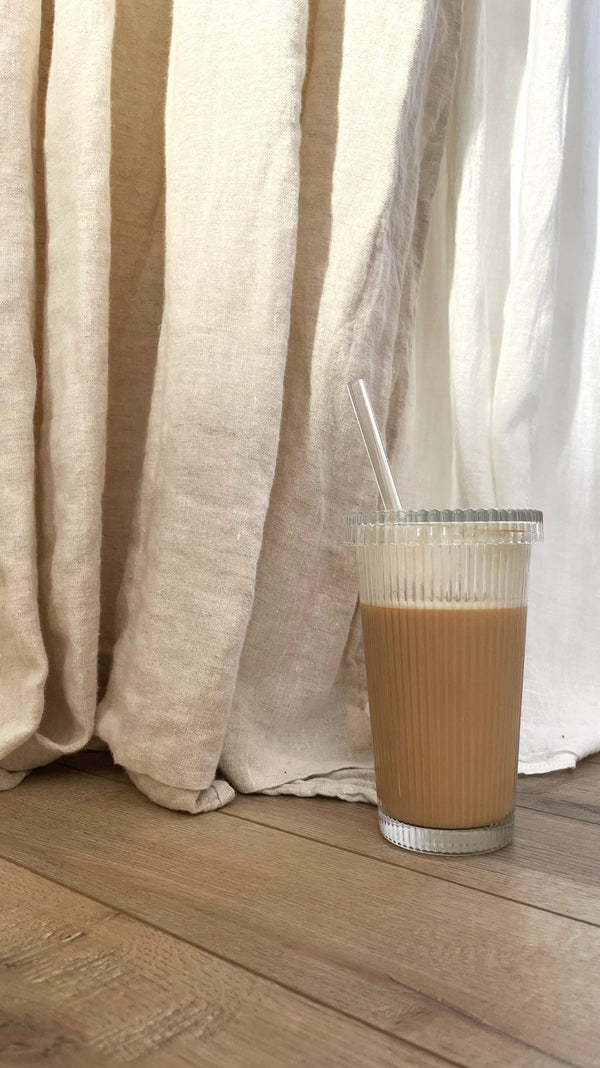 Iced coffee glasses with lid and straw