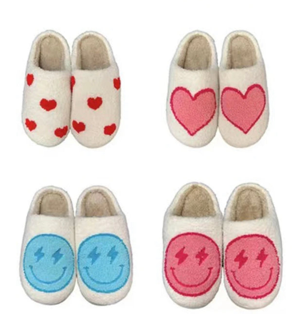 CUTE WHITE ADULT SOFT SLIPPERS